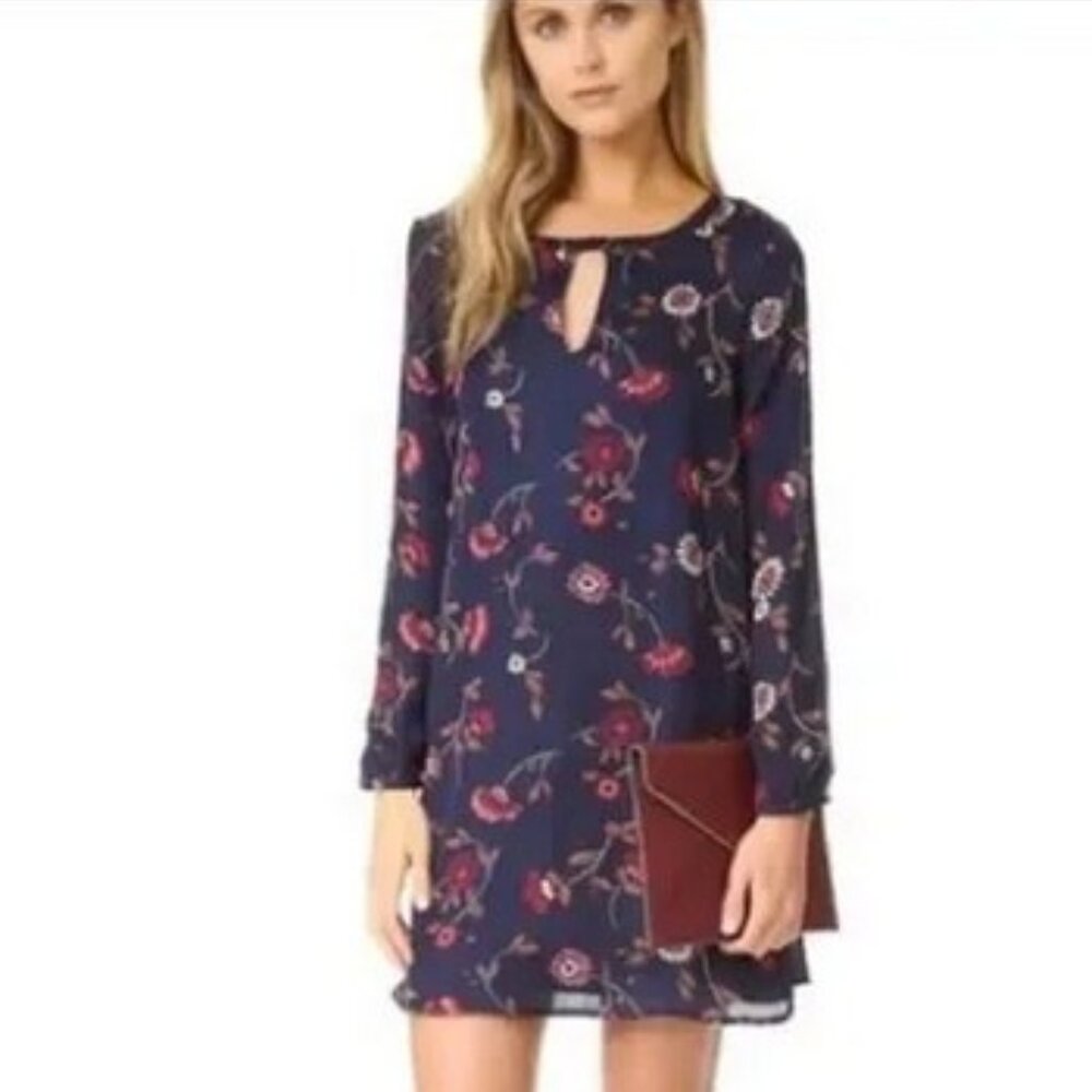 Cupcakes and Cashmere Hazel Swing Dress - Picture 2 of 9